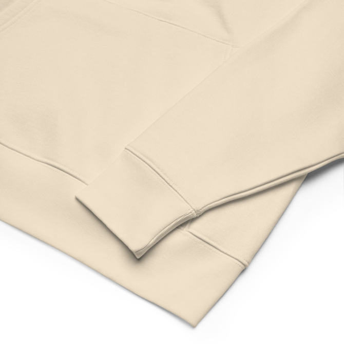 Detailed stitching and premium cotton fabric of hoodie.